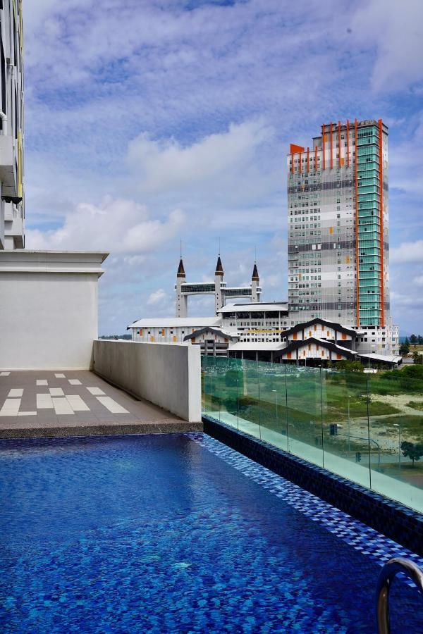 Casa Callisto Homestay - New Seaview With Pool 3Br Apartment Ladang Tanjung Kuala Terengganu Ngoại thất bức ảnh