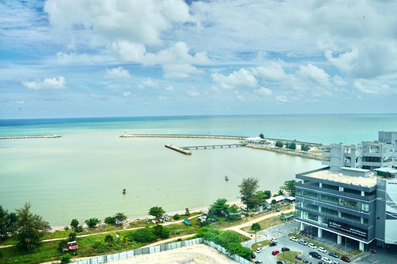 Casa Callisto Homestay - New Seaview With Pool 3Br Apartment Ladang Tanjung Kuala Terengganu Ngoại thất bức ảnh